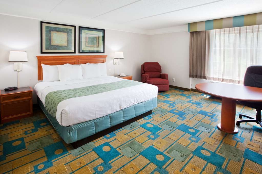 La Quinta By Wyndham Atlanta Conyers Otel Oda fotoğraf
